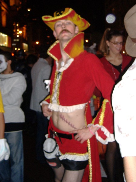 D_pirate_transvestite_in_red.jpg
