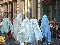 D_ghosts_plain_sheets_parade.jpg