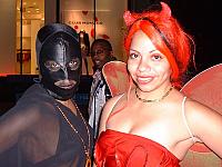 D_red_angel_and_black_hood.jpg