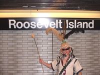 Filename : D_bone_hat_roosevelt_island_sign.jpg
Filesize : 87KB
Dimensions : 600x450
Date added : Oct 03, 2005 D_bone_hat_roosevelt_island_sign.jpg